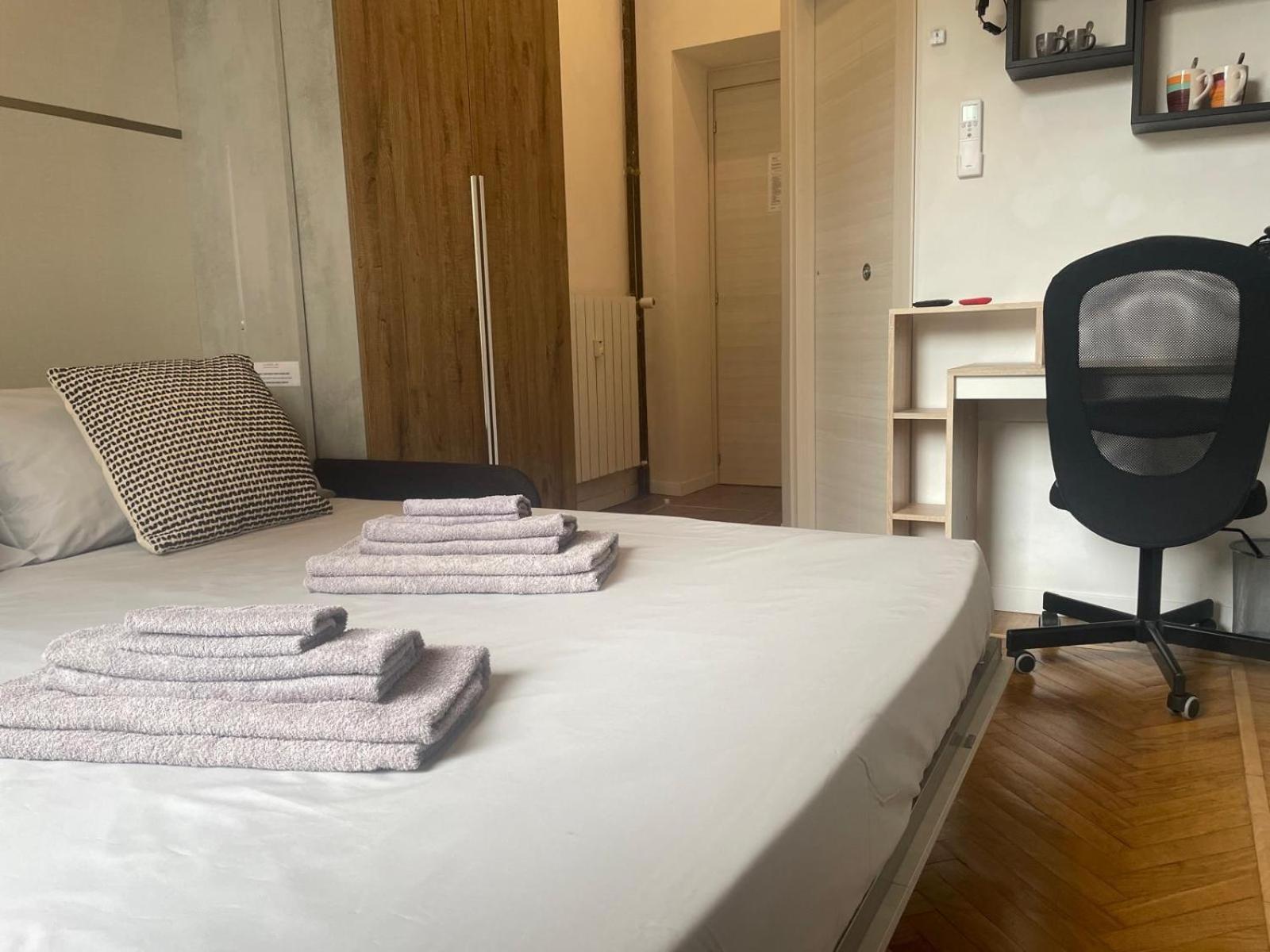 Drooms 4,0 Domotic Smart Self 24H,7 Vicino Treni Porta Susa E Centro Storico Turin Ngoại thất bức ảnh