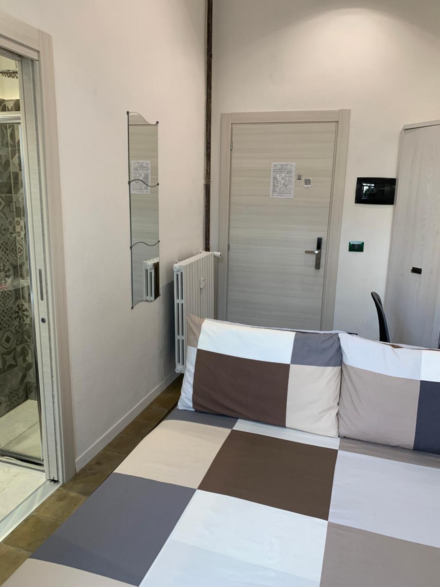 Drooms 4,0 Domotic Smart Self 24H,7 Vicino Treni Porta Susa E Centro Storico Turin Ngoại thất bức ảnh